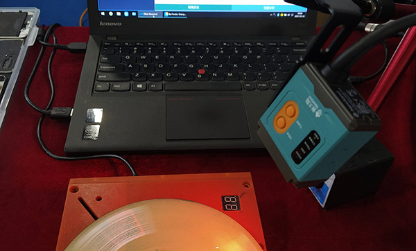 固定式掃碼器流水線條碼掃描,支持固定式、傾斜掃描 固定式掃碼器流水線條碼掃描,支持固定式、傾斜掃描