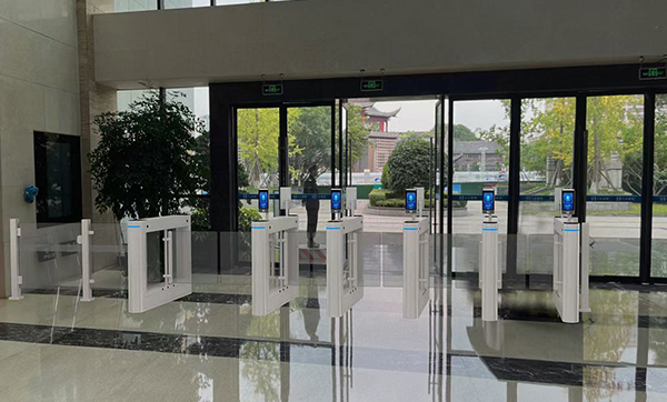 深圳人臉識別閘機供貨商