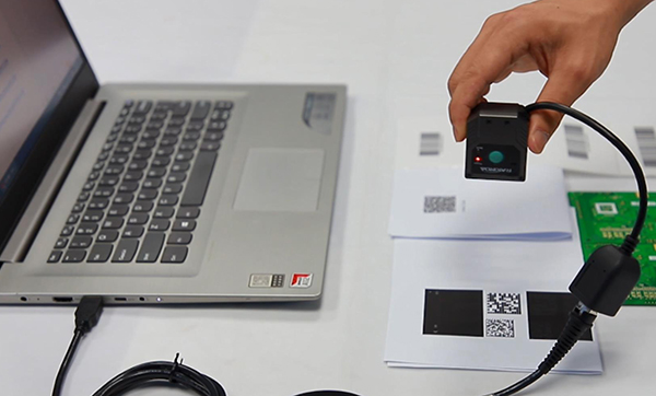 包裝袋二維碼讀取難？這款固定式二維碼識讀設備輕松提升掃碼效率