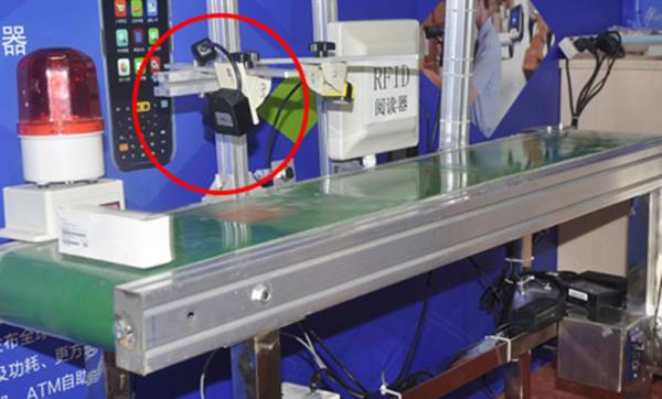 流水線掃碼儀器是什么？工業流水線掃碼器怎么用？